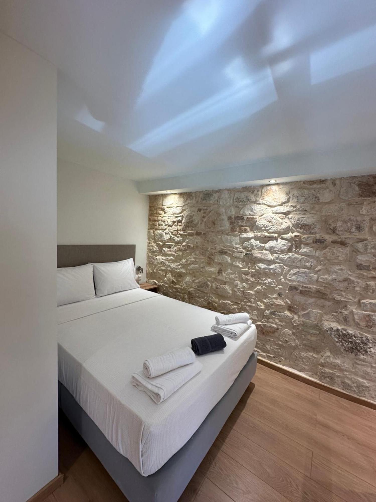 Q Rocco Apartments, Corfu Town מראה חיצוני תמונה